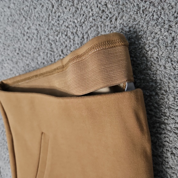 Chico's Tan Juliette Side Vent Pant Sz. 2.5 (14) Like New - Picture 6 of 6